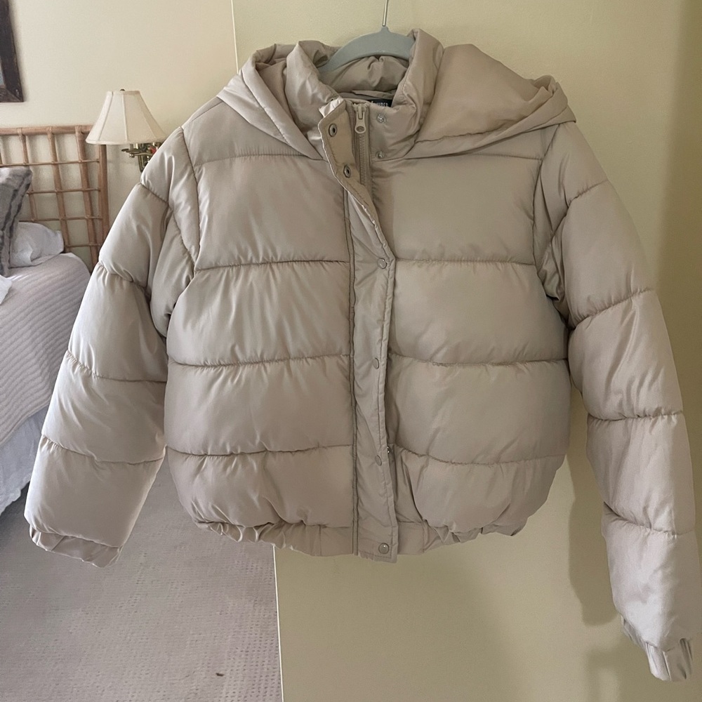 Cropped puffer jacket